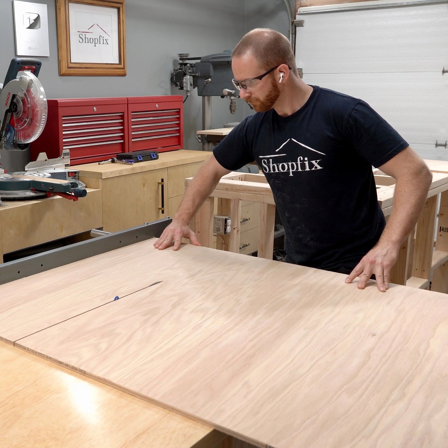 Shopfix Legacy Whiteout – The Premium Big Logo Tee - T-Shirt